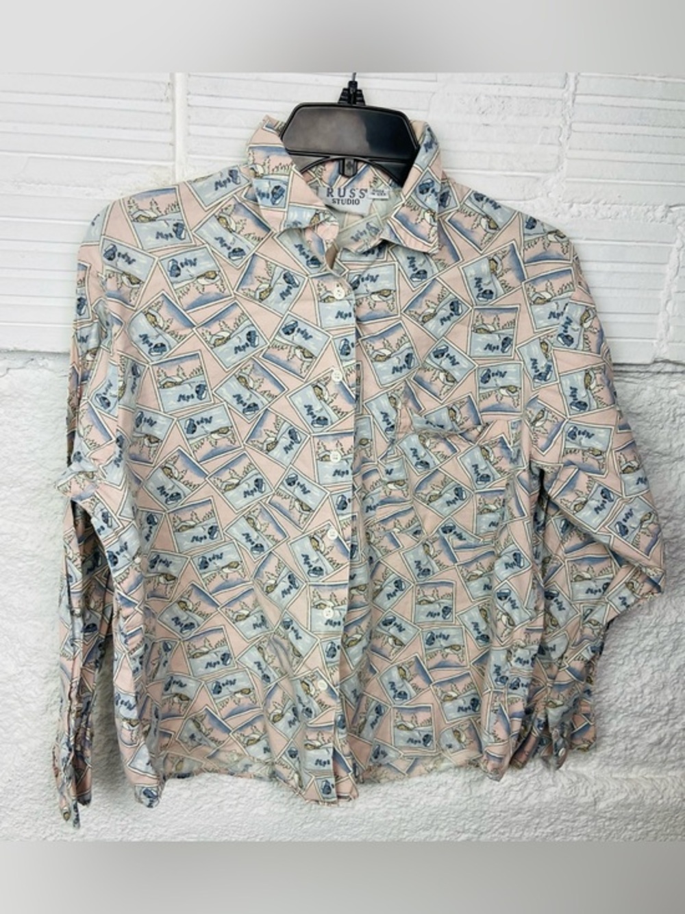 Russ Studio vintage winter outdoor log cabin Button-Down Shirt size medium